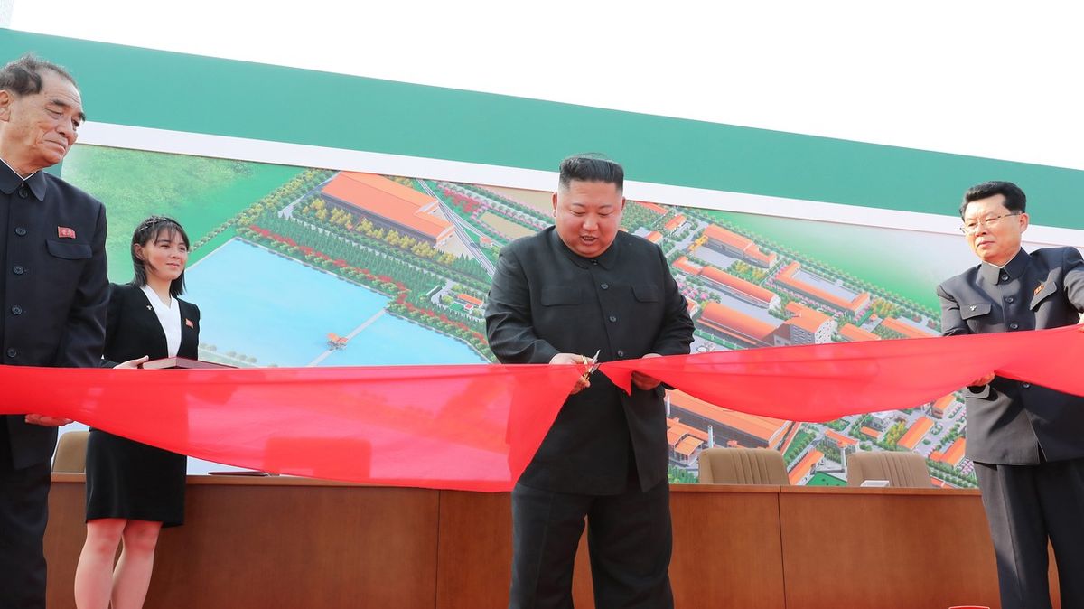 Kim Čong-un se po třech týdnech objevil na veřejnosti